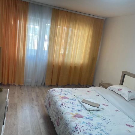 Maria Central Studio Râmnicu Vâlcea Kültér fotó